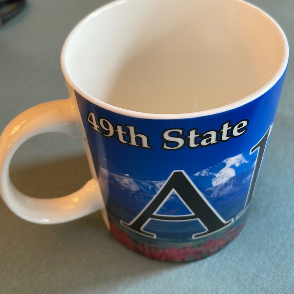 NWT Alaska mug